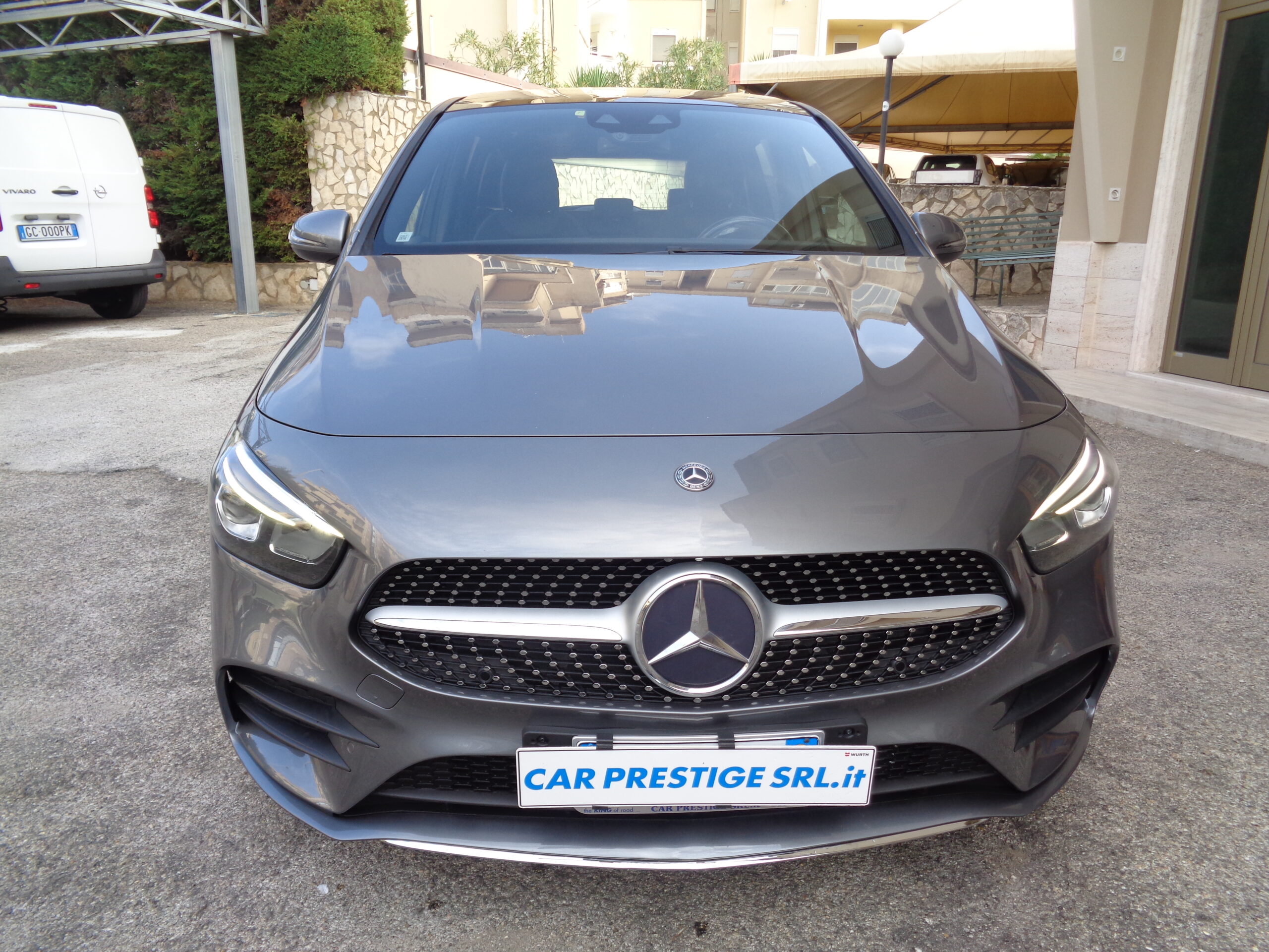 MercedesBBB (2)